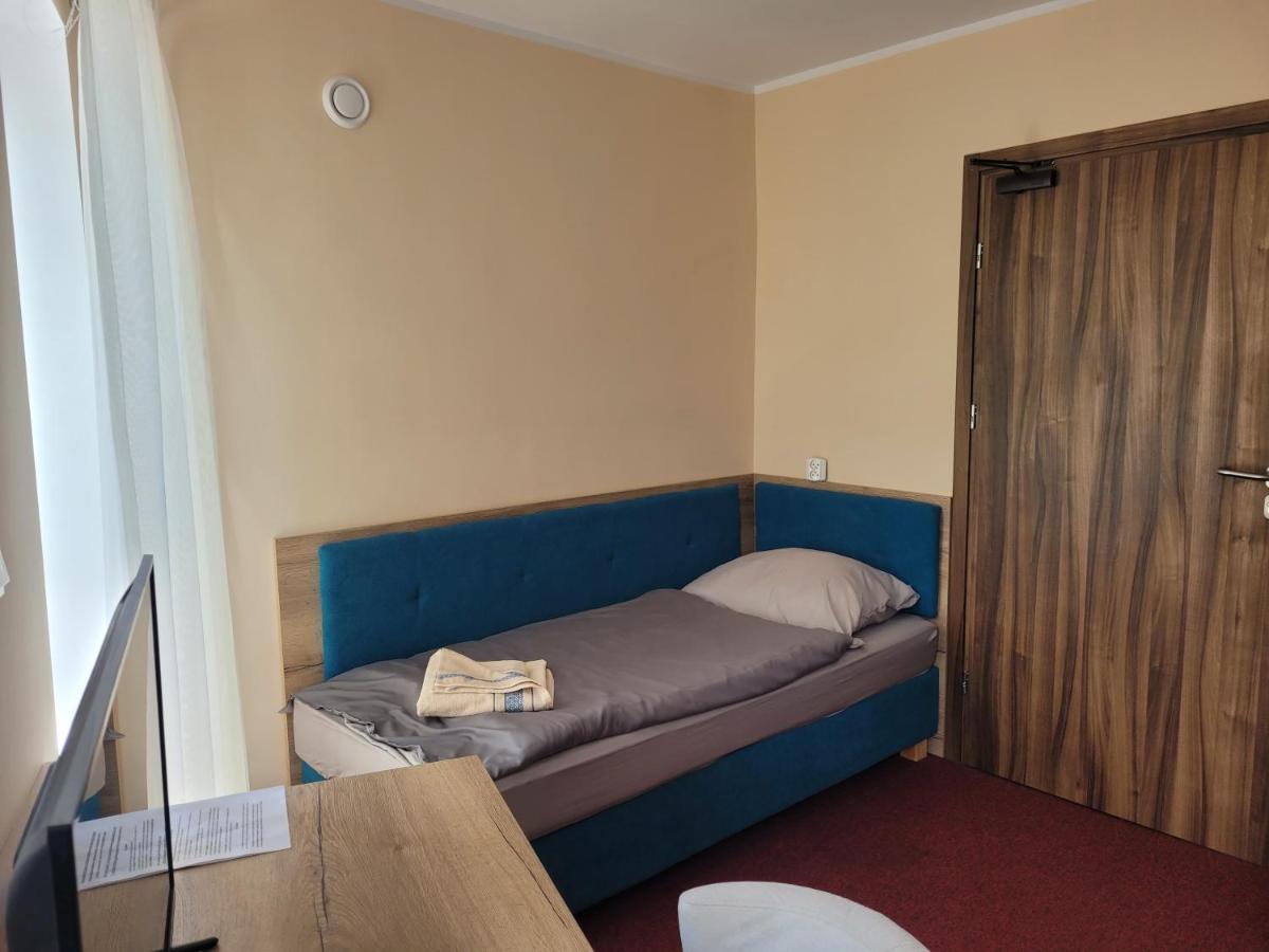 Bed and Breakfast Zlote Pioro Nisko Экстерьер фото